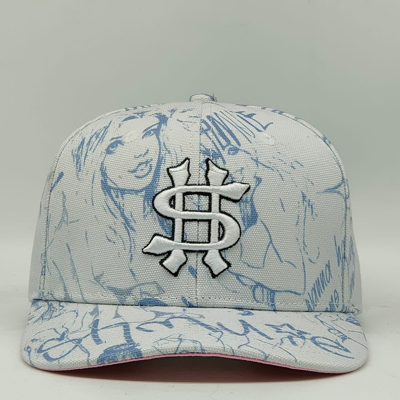 DREAM WORLD HAT