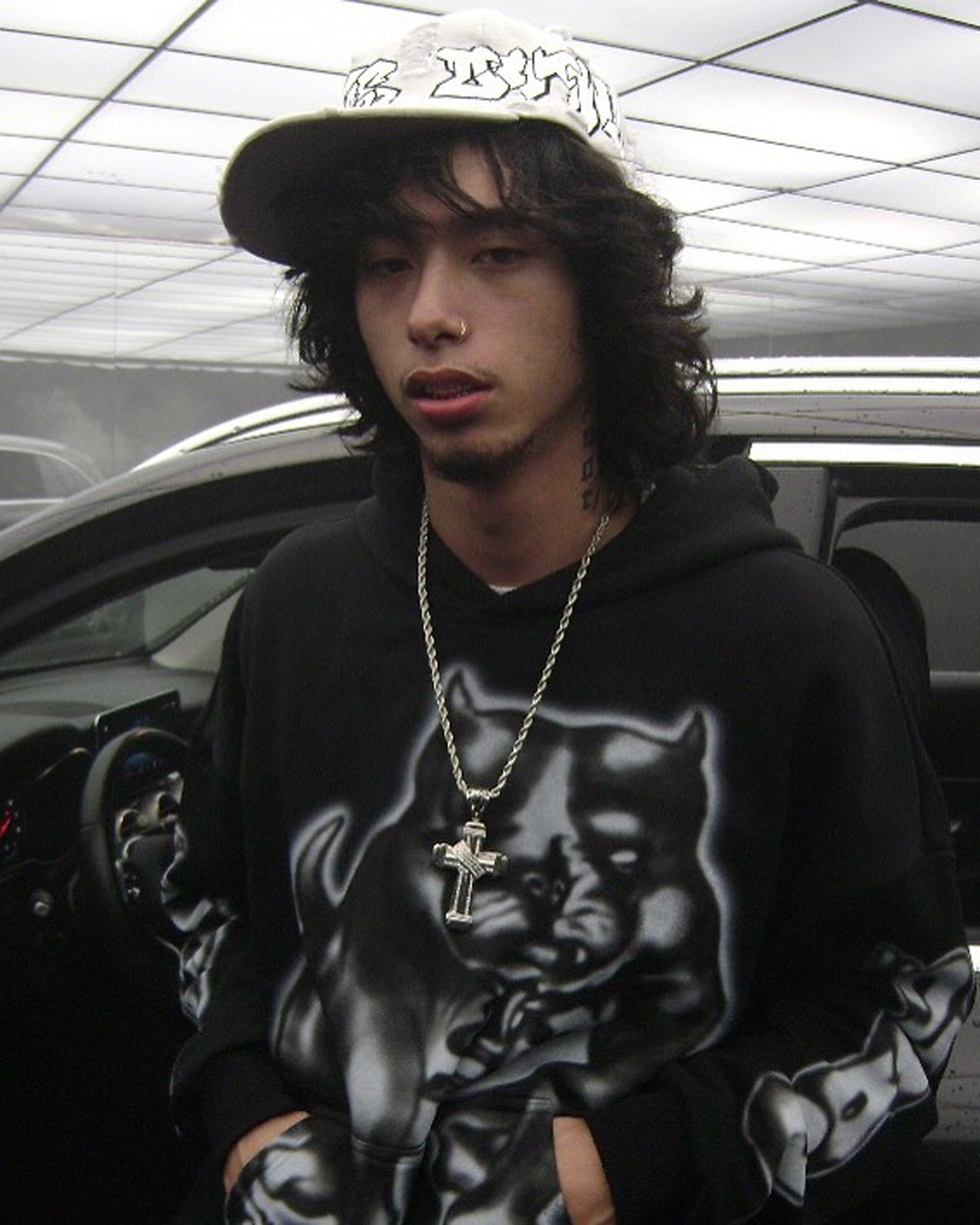 AIRBRUSH BULLDOG HOODIE